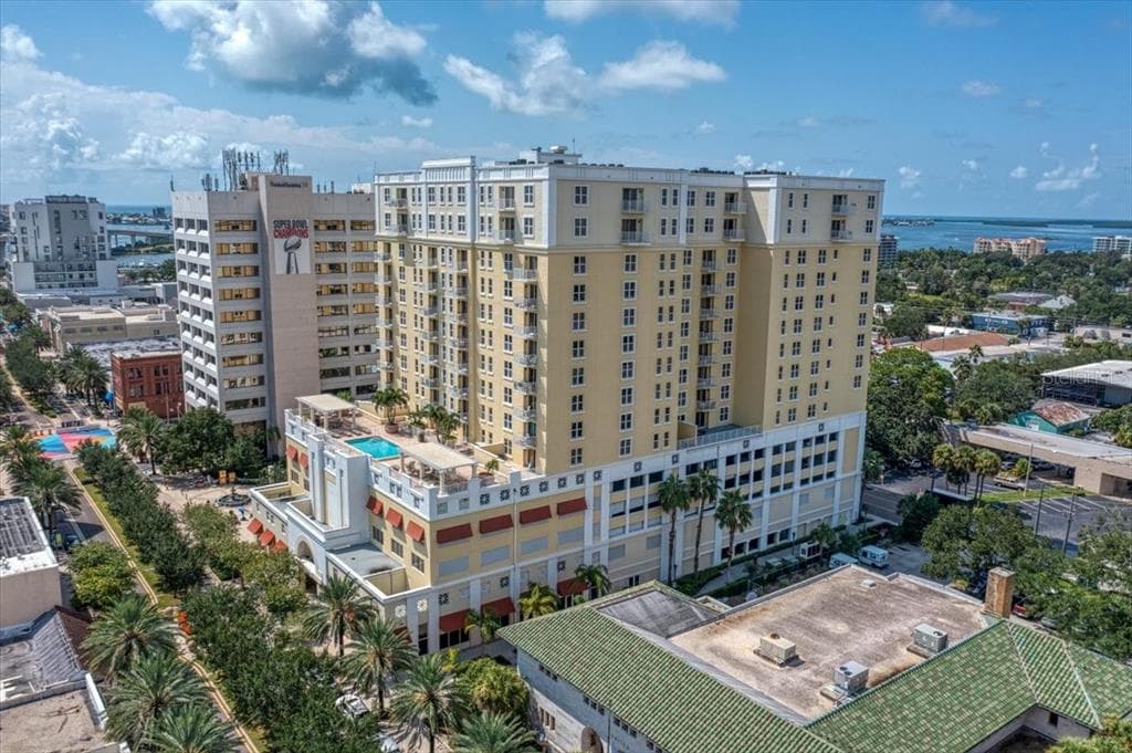 628 CLEVELAND STREET UNIT 602 CLEARWATER, FL 33755