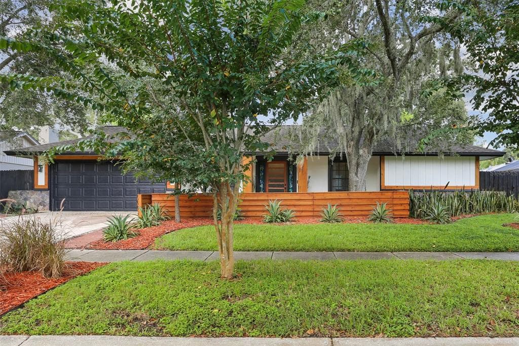1876 FOREST WOOD DRIVE CLEARWATER, FL 33759