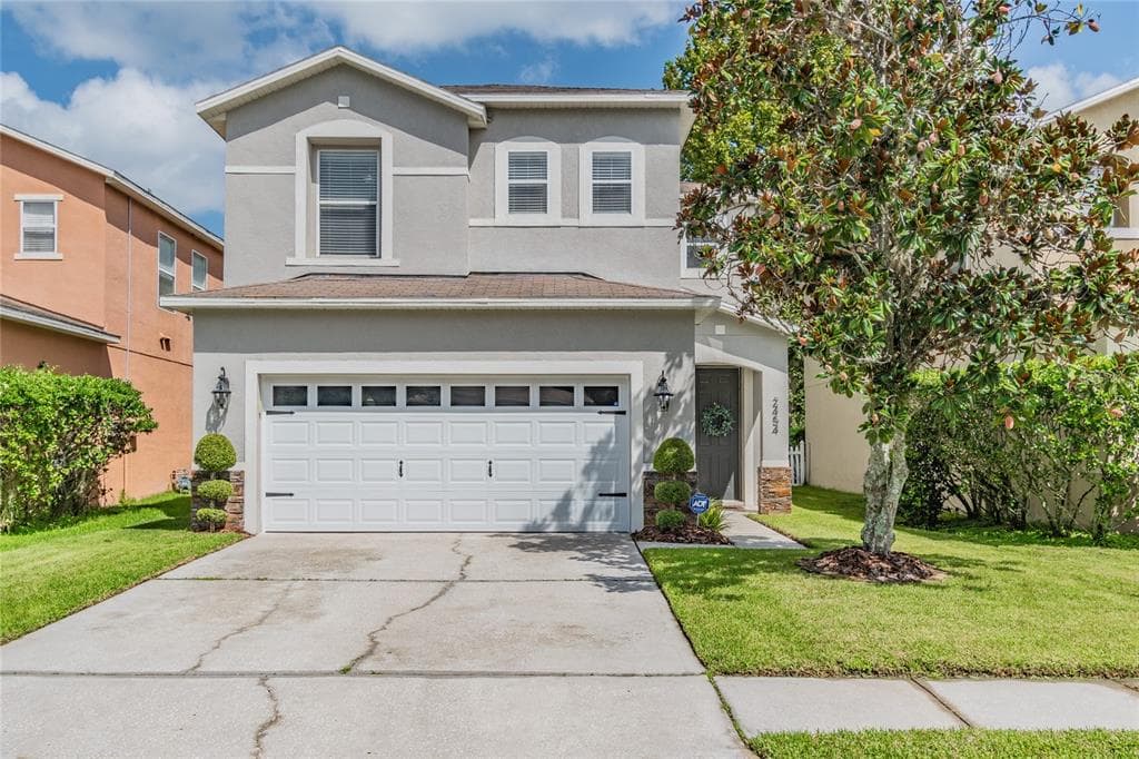 2454 SILVERMOSS DRIVE WESLEY CHAPEL, FL 33544