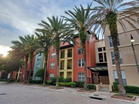 2440 W HORATIO STREET UNIT 1020 TAMPA, FL 33609