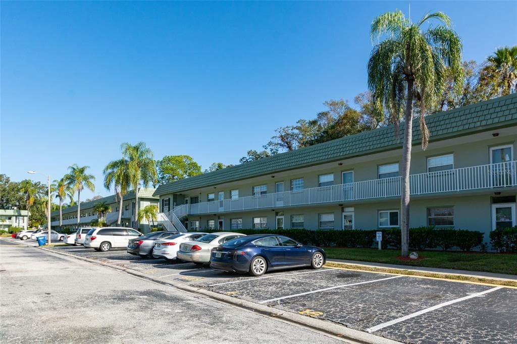 1433 S BELCHER ROAD UNIT D3 CLEARWATER, FL 33764