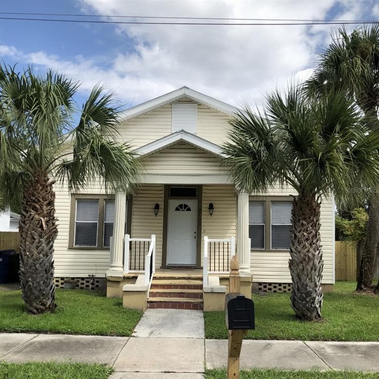 2109 W PINE STREET TAMPA, FL 33607