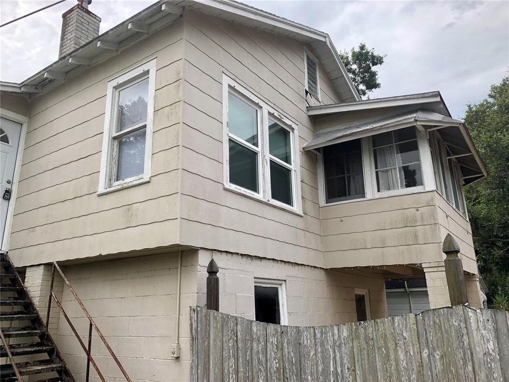 1435 15TH STREET N ST PETERSBURG, FL 33704