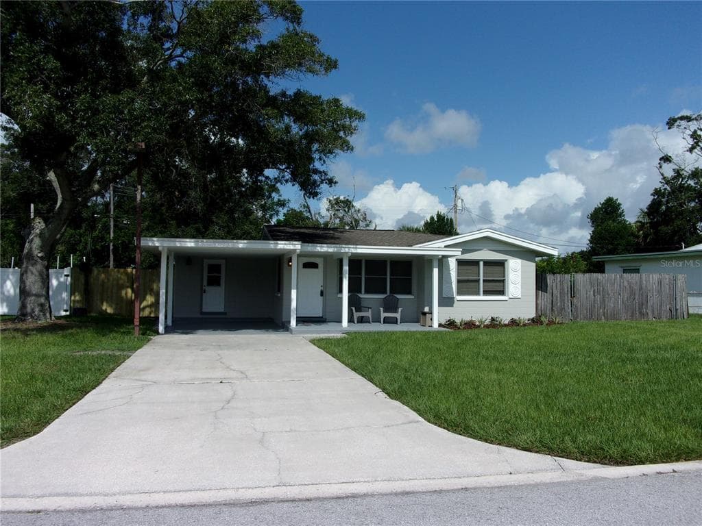 5124 JASMINE CIRCLE N ST PETERSBURG, FL 33714