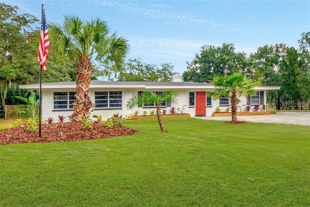 5270 SUNSET WAY S LAKELAND, FL 33805