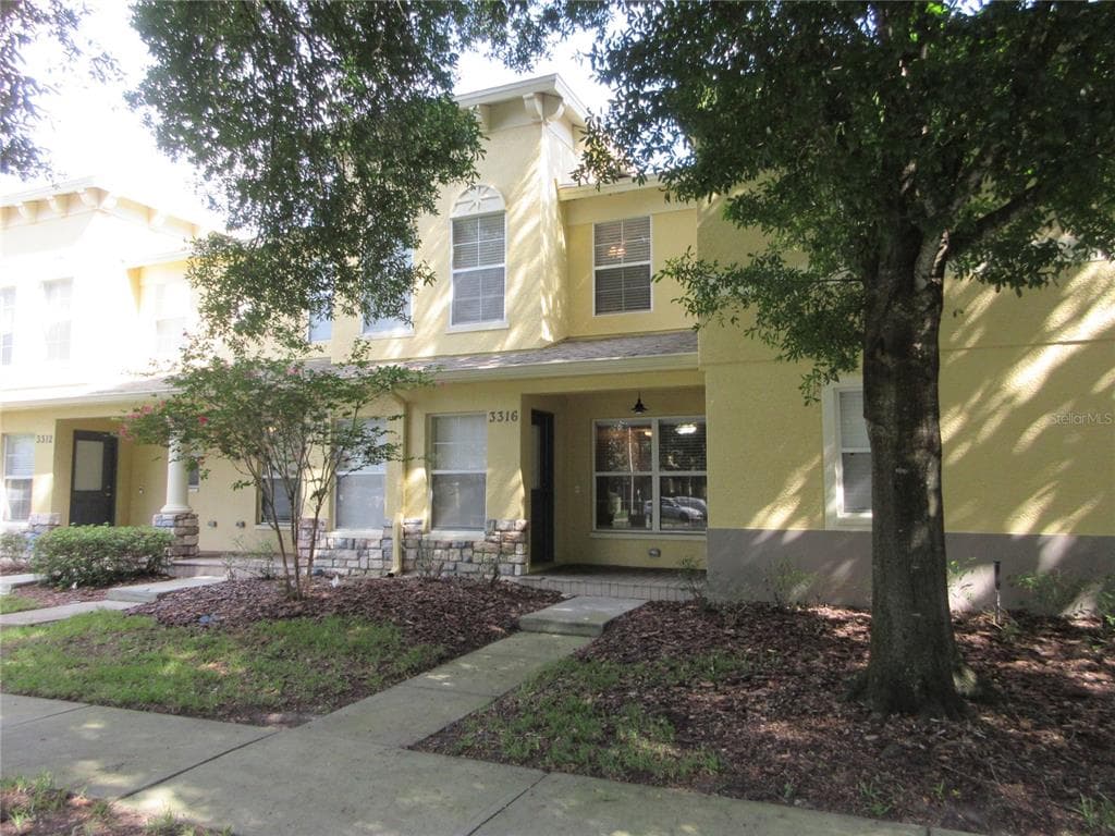 3316 SPY TOWER COURT VALRICO, FL 33594