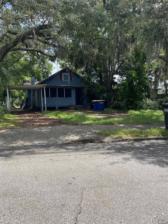 809 N GARDEN AVENUE CLEARWATER, FL 33755