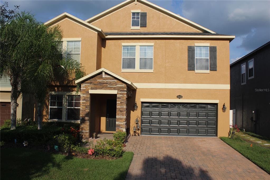 19339 PADDOCK VIEW DRIVE TAMPA, FL 33647