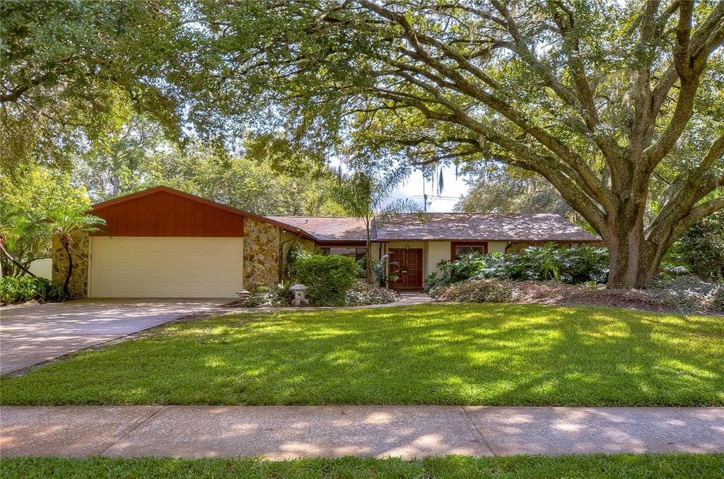 15205 TILWOOD PLACE TAMPA, FL 33618