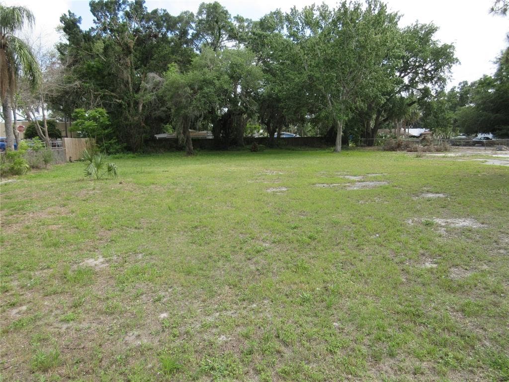 7208 HUDSON AVENUE HUDSON, FL 34667