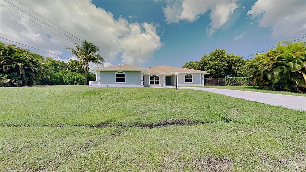2961 SE LANDER AVENUE PORT SAINT LUCIE, FL 34952