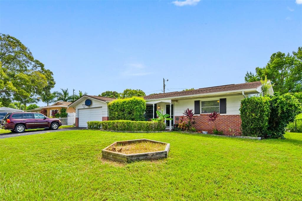 1395 BELLEVUE BOULEVARD CLEARWATER, FL 33756
