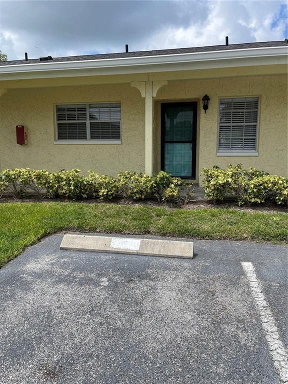 2465 NORTHSIDE DRIVE UNIT 303 CLEARWATER, FL 33761