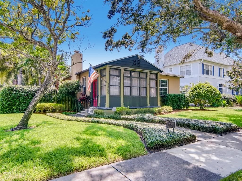 2800 W MORRISON AVENUE TAMPA, FL 33629