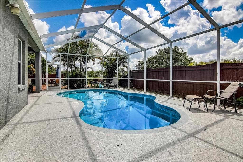7717 BRISTOL PARK DRIVE APOLLO BEACH, FL 33572
