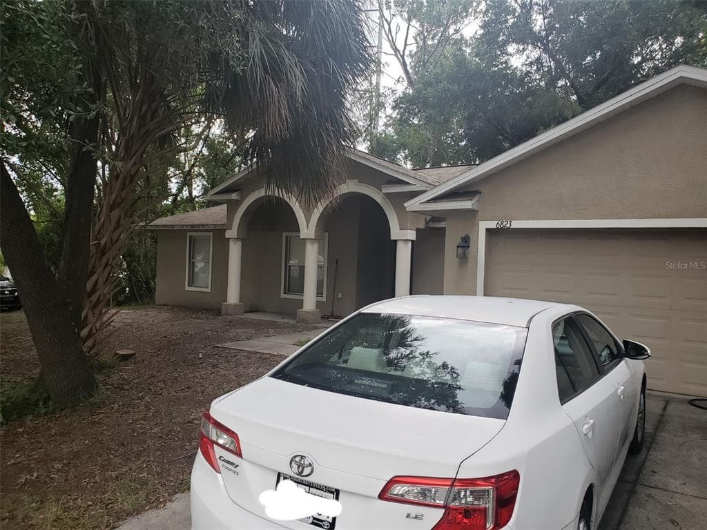 6823 N CLARK AVENUE TAMPA, FL 33614