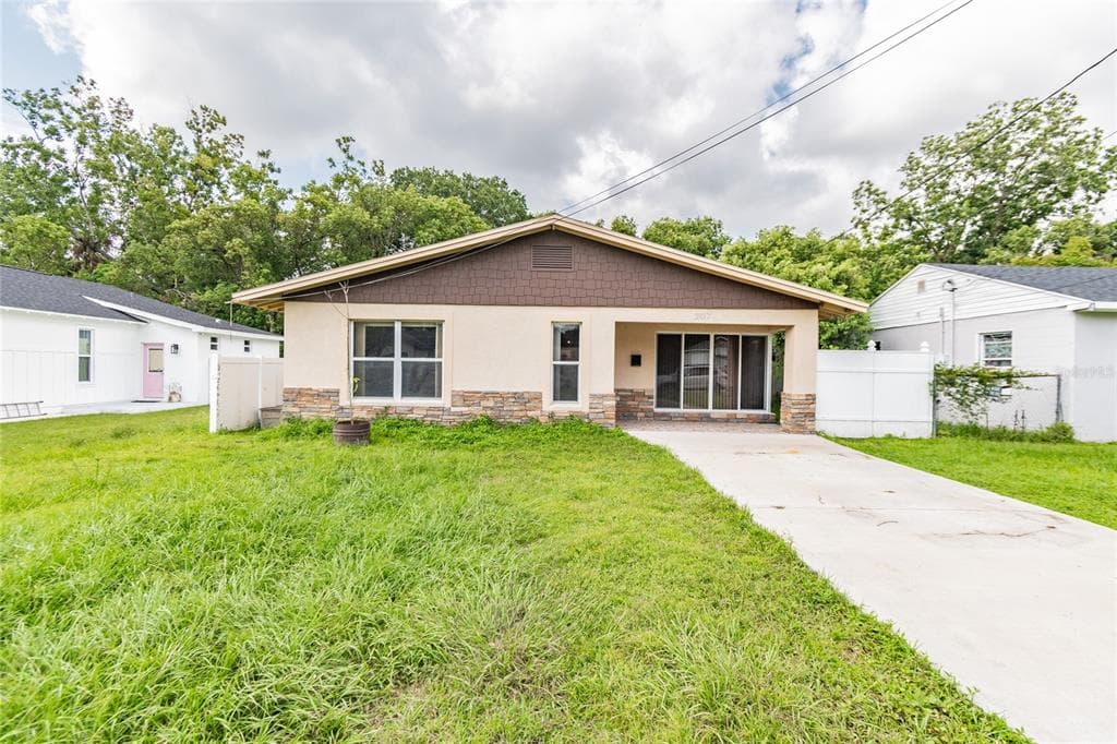 207 W BROAD STREET TAMPA, FL 33604