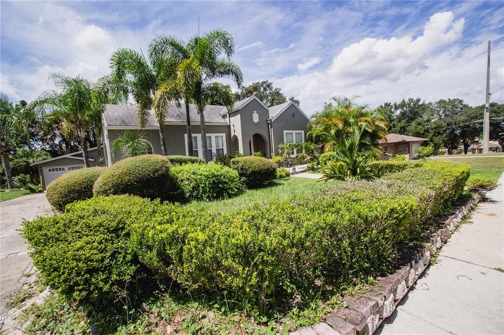 53 BUCKEYE CIRCLE NE WINTER HAVEN, FL 33881