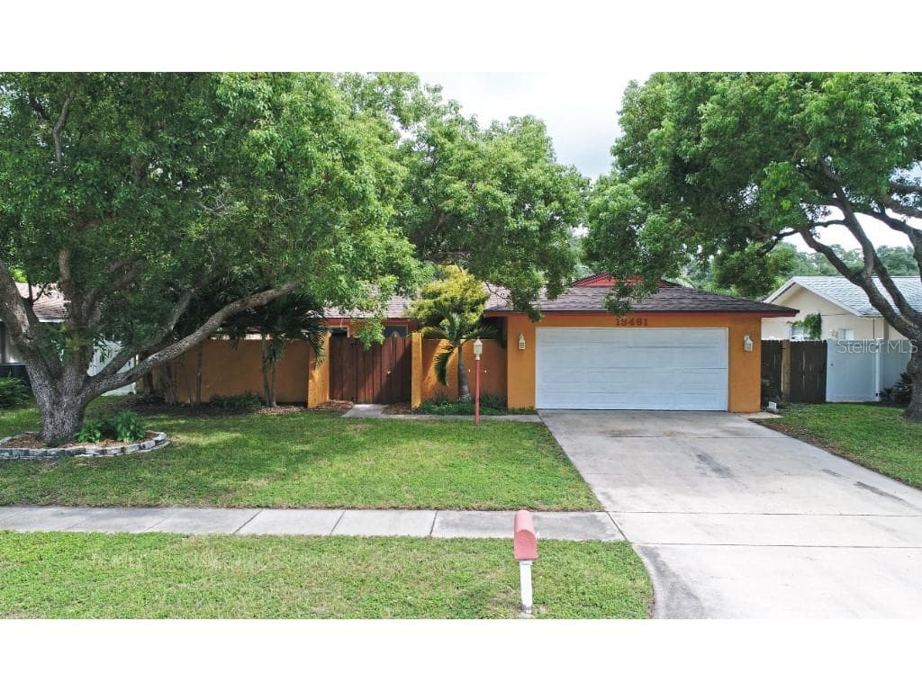 13461 DEL PRADO DRIVE S LARGO, FL 33774