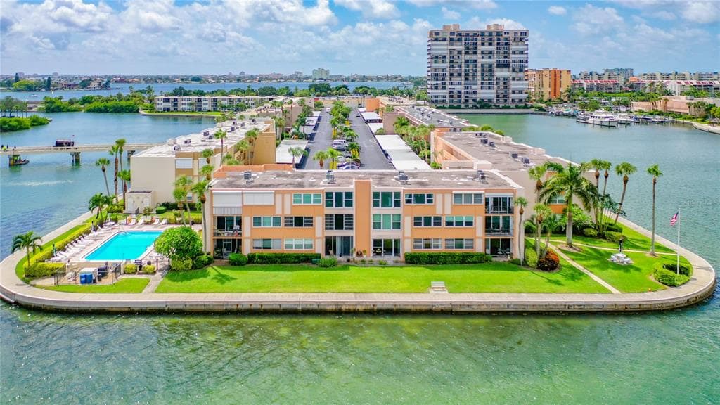 7560 BAY ISLAND DRIVE S UNIT 148 SOUTH PASADENA, FL 33707