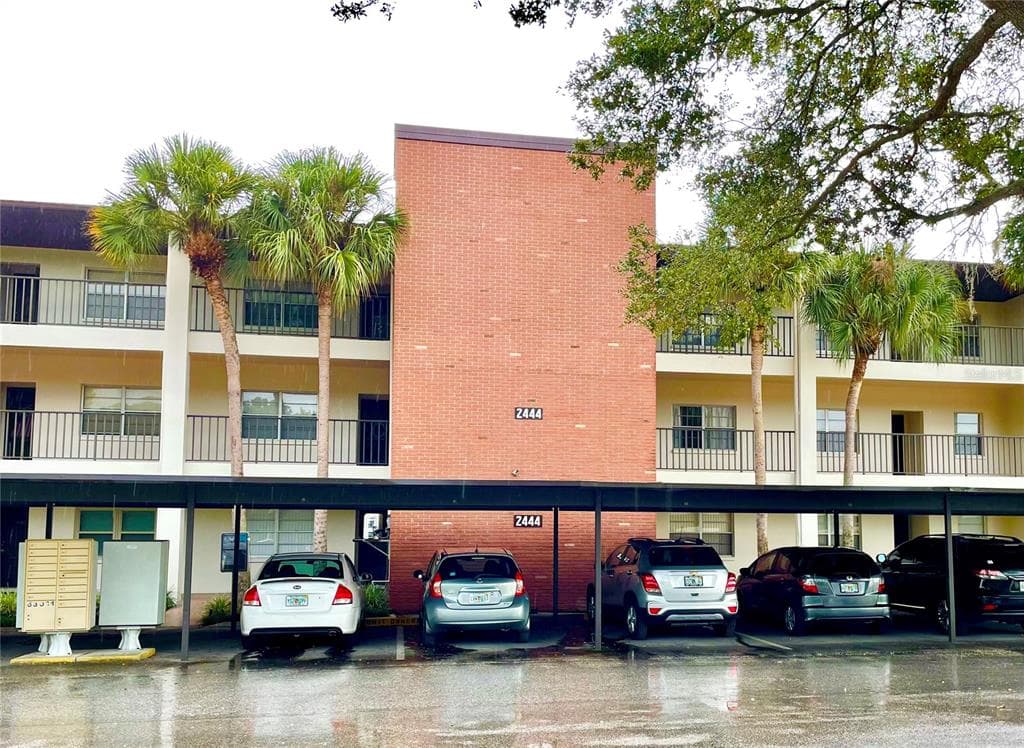 2444 ENTERPRISE ROAD UNIT 28 CLEARWATER, FL 33763