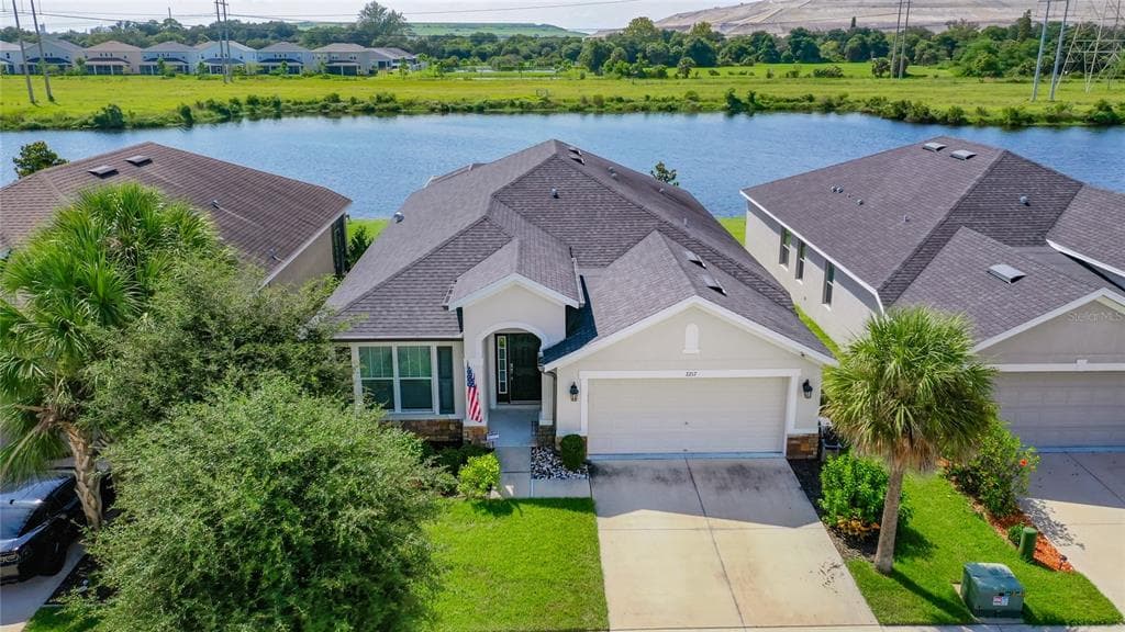 7217 BLUE BEECH DRIVE RIVERVIEW, FL 33578