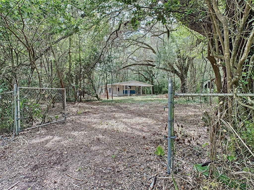 7231 LYKES DUBLIN ROAD BROOKSVILLE, FL 34601
