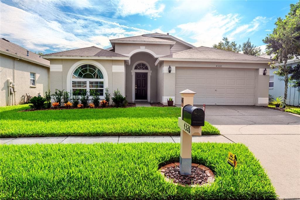 4326 MARCHMONT BOULEVARD LAND O LAKES, FL 34638