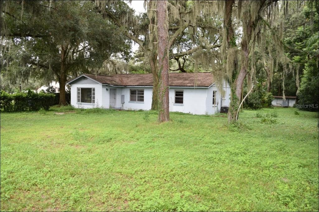 1510 S MILLER ROAD VALRICO, FL 33594