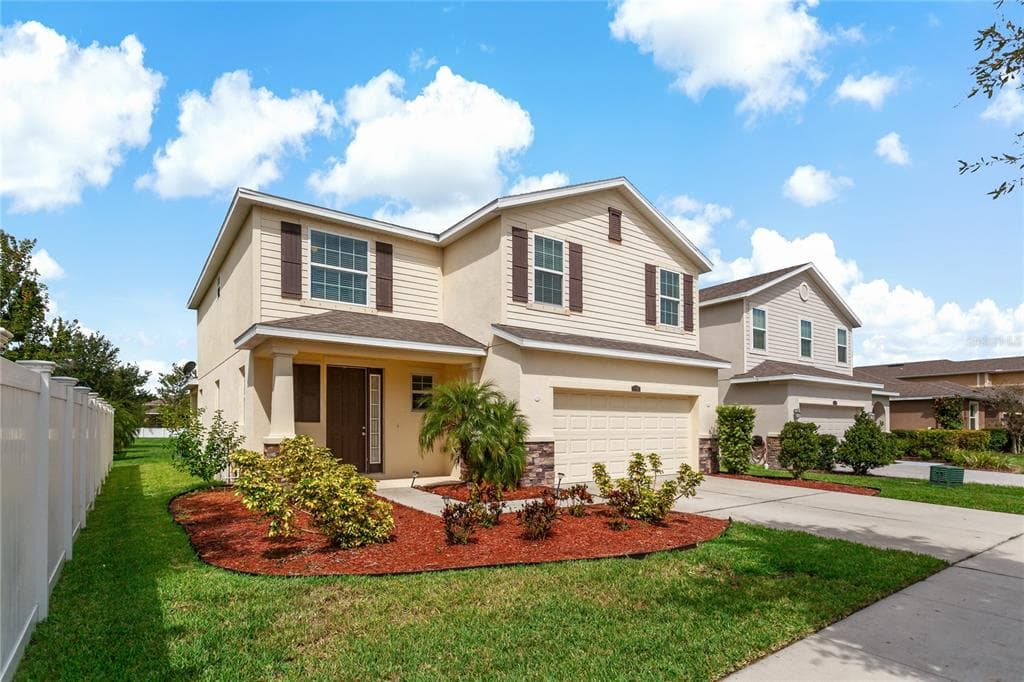 11623 WARREN OAKS PLACE RIVERVIEW, FL 33578
