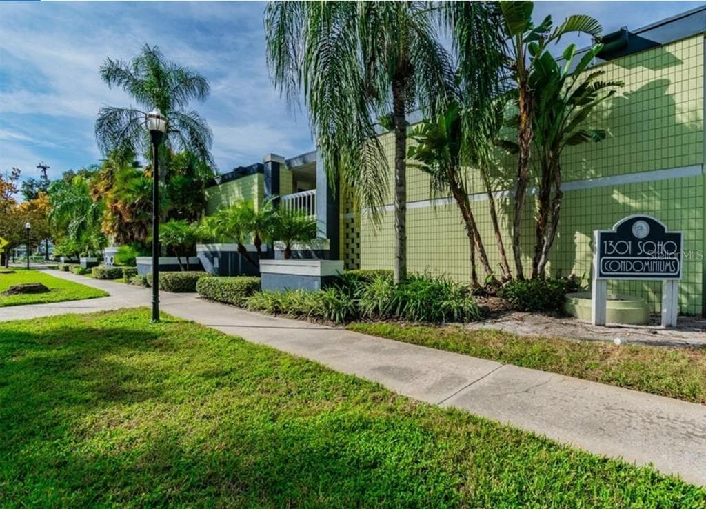 1301 S HOWARD AVENUE UNIT B4 TAMPA, FL 33606