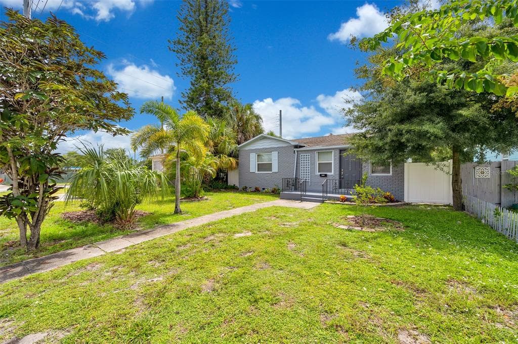 3510 1ST AVENUE S ST PETERSBURG, FL 33711