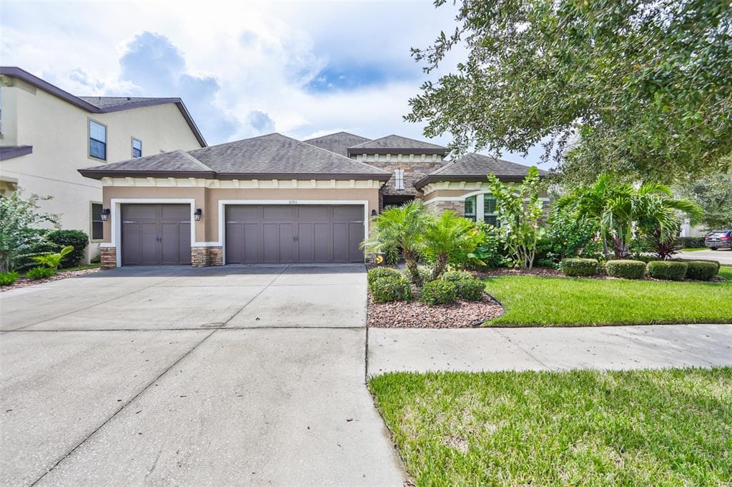 10911 CHARMWOOD DRIVE