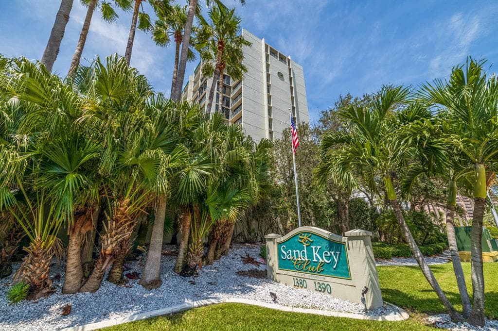 1380 GULF BOULEVARD UNIT 205 CLEARWATER, FL 33767