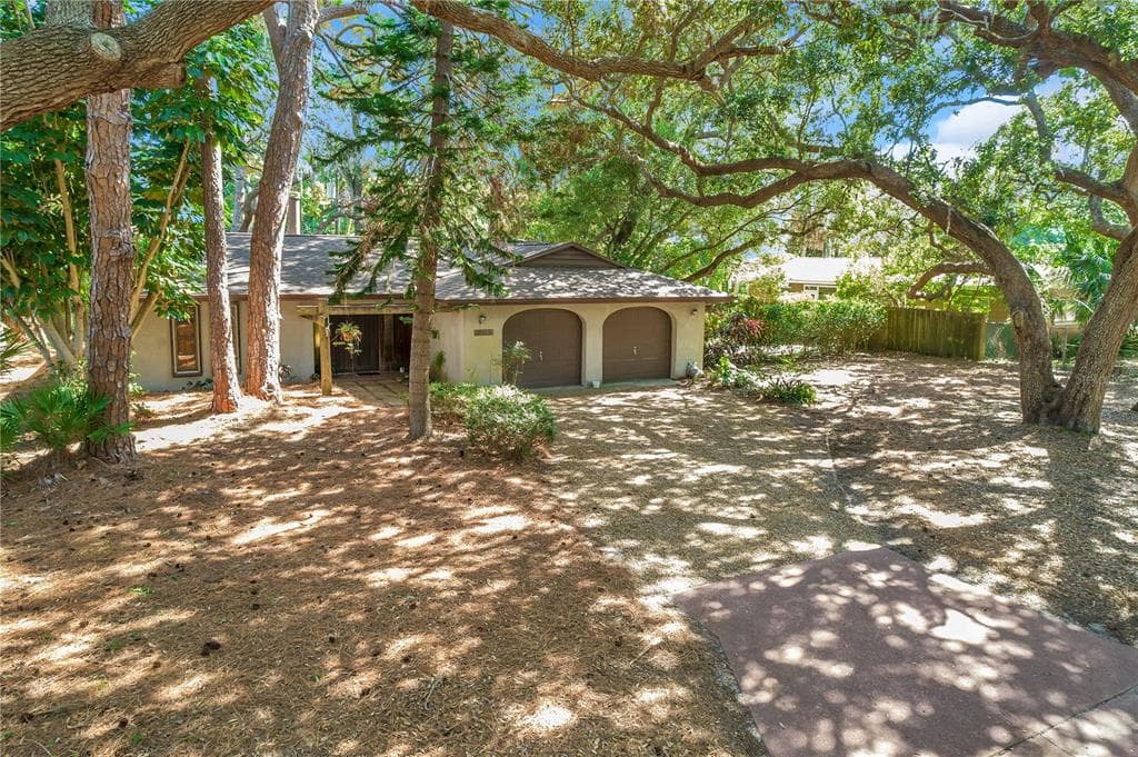 7218 14TH STREET S ST PETERSBURG, FL 33705