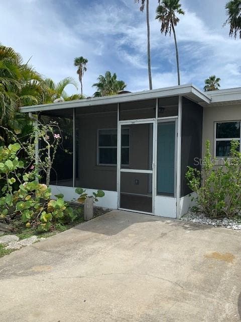 14046 VIVIAN DRIVE
