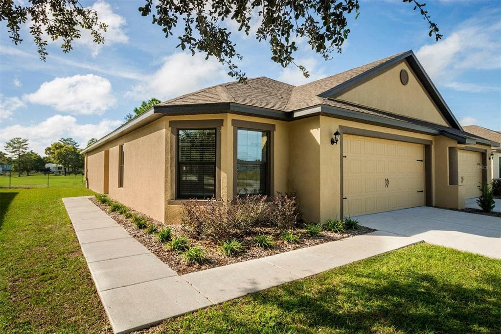 8949 SOUTHERN CHARM CIRCLE BROOKSVILLE, FL 34613