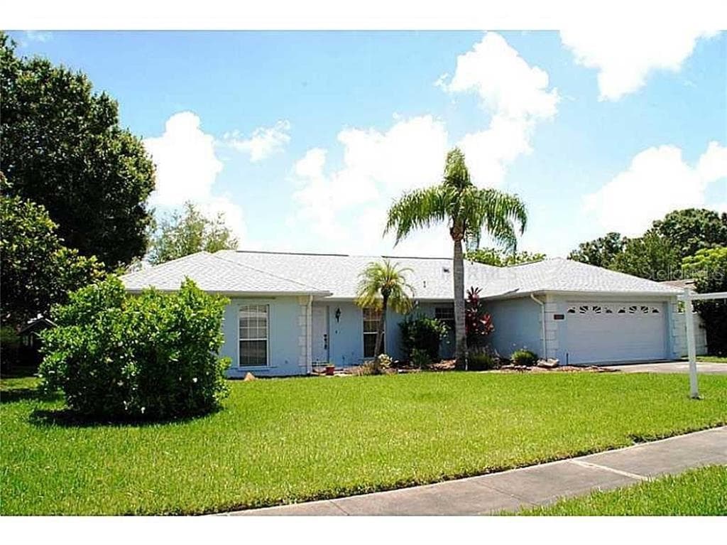 1992 ARVIS CIRCLE E CLEARWATER, FL 33764