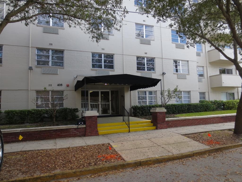 406 W AZEELE STREET UNIT 105 TAMPA, FL 33606