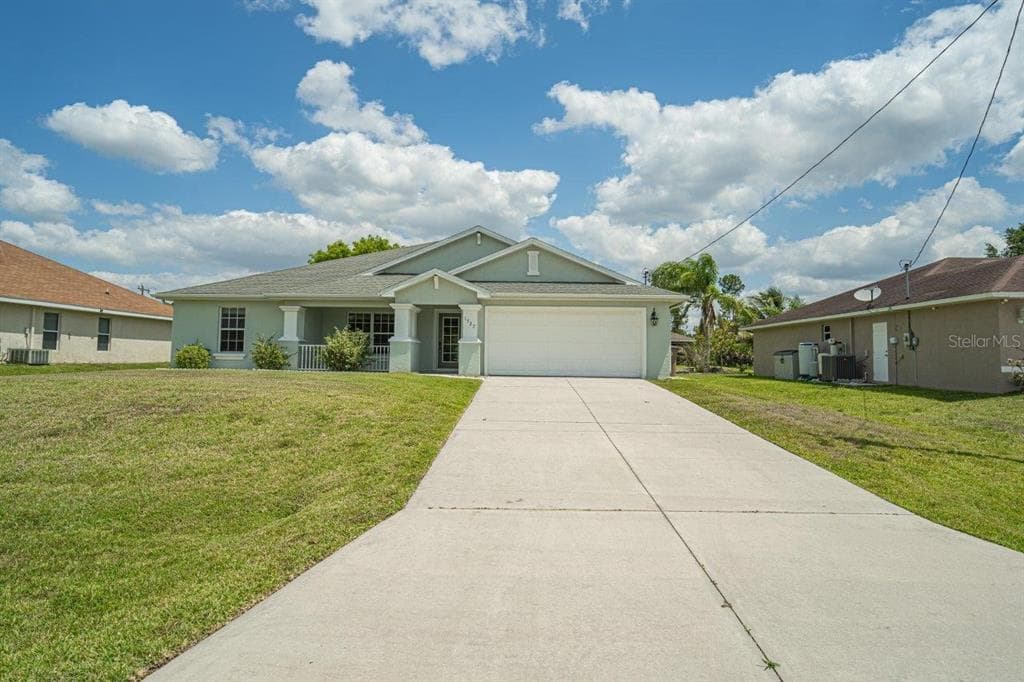 1527 NE 34TH STREET