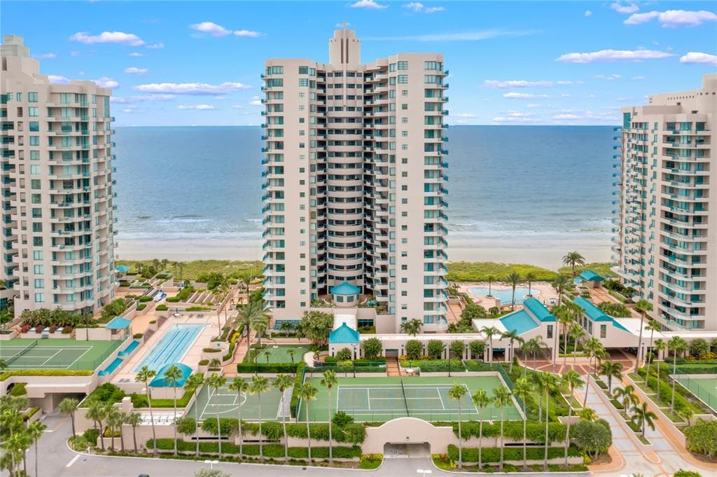1540 GULF BOULEVARD UNIT 504 CLEARWATER BEACH, FL 33767