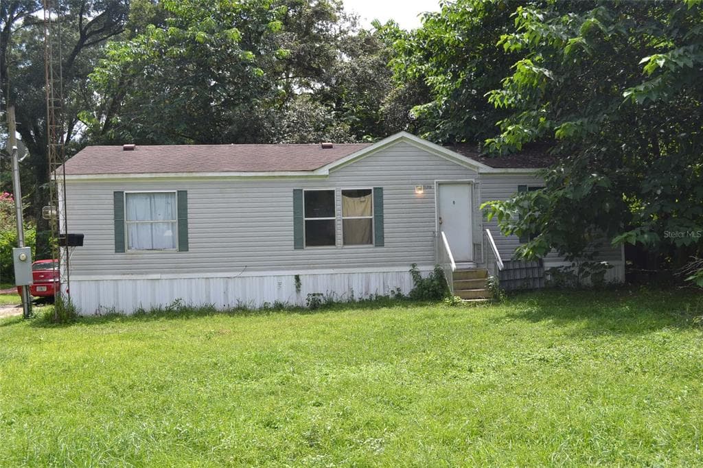 40608 MELROSE AVENUE ZEPHYRHILLS, FL 33540