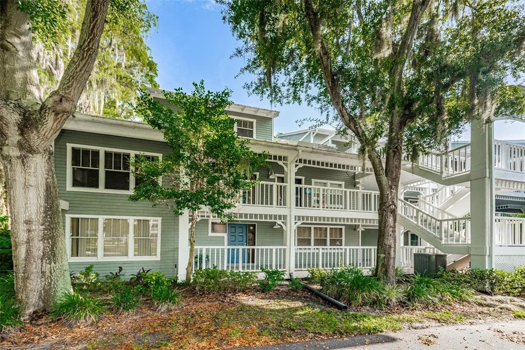 2533 DOLLY BAY DRIVE UNIT 209 PALM HARBOR, FL 34684