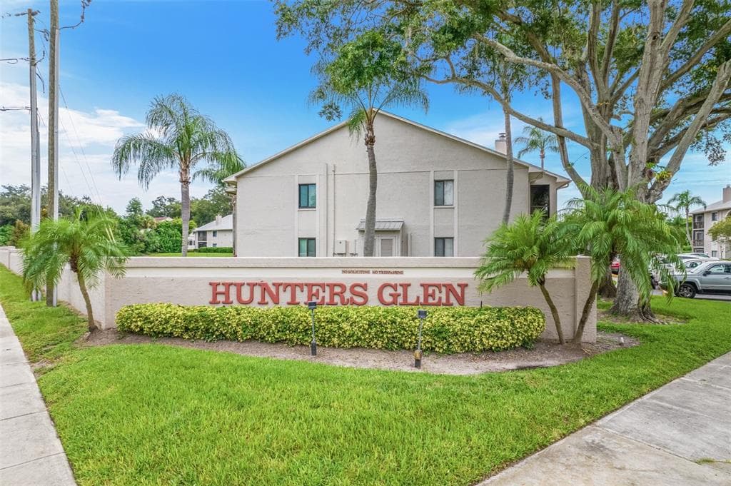 2045 HUNTERS GLEN DRIVE UNIT 526
