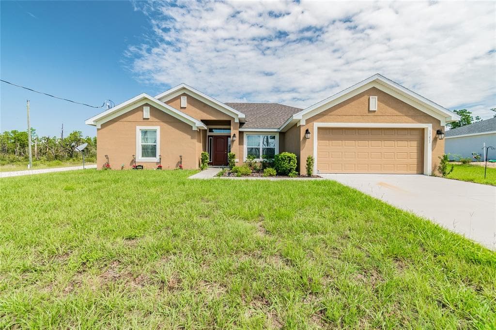 13025 THRASHER AVENUE WEEKI WACHEE, FL 34614