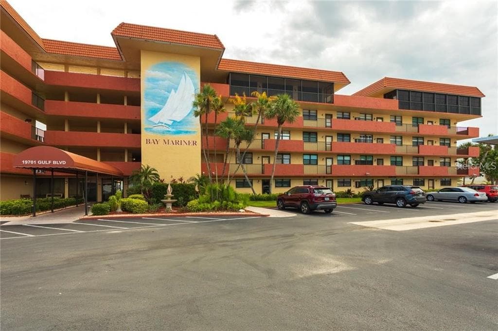 19701 GULF BOULEVARD UNIT 125
