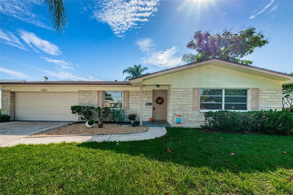 1851 STETSON DRIVE CLEARWATER, FL 33765