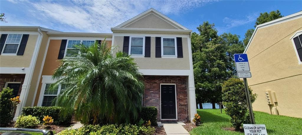 12362 BERKELEY SQUARE DRIVE TAMPA, FL 33626