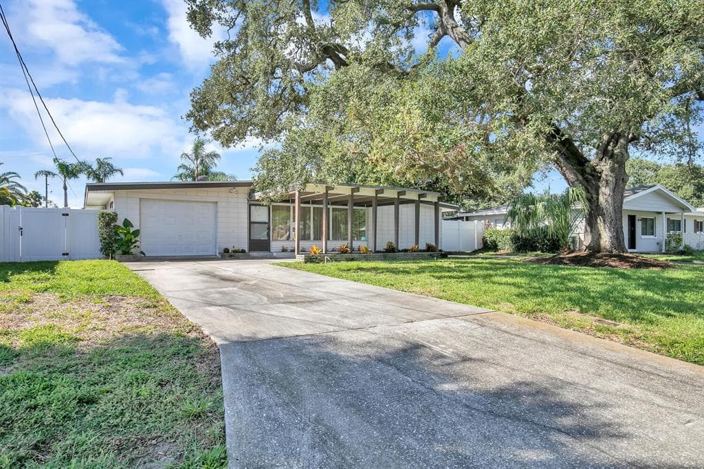 1101 ROBMAR ROAD DUNEDIN, FL 34698