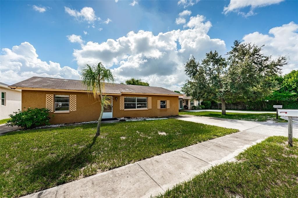521 VIRGINIA LANE CLEARWATER, FL 33764